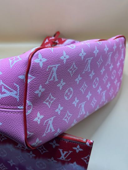 LOUIS VUITTON 
Sac à main cabas 