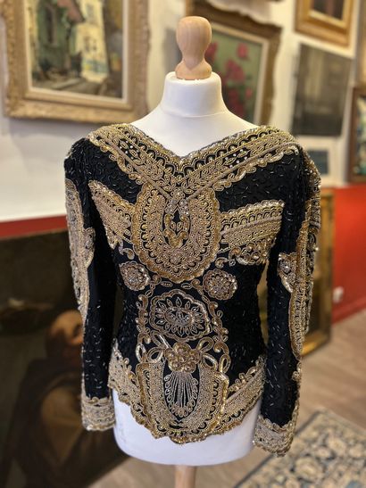 BLACK TIE Oleg Cassini
Superb 100% black...