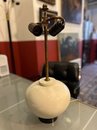 BERLIN manufacture 
Circa 1930
Pied de lampe...