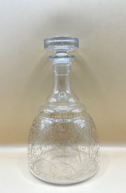 BACCARAT 
Carafe en cristal modèle 