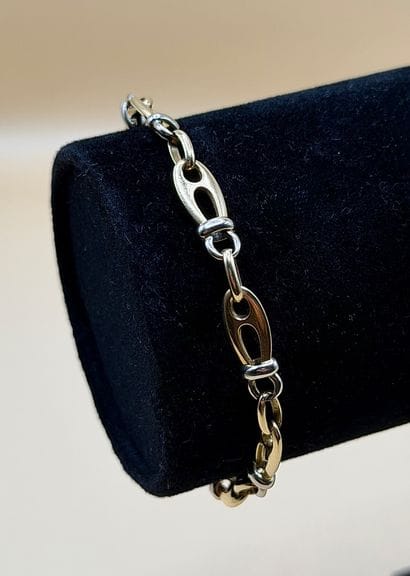 Original bracelet en deux tons d'or jaune...
