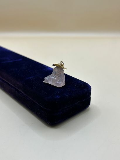CHINE 
Ravissant pendentif bouddha en or...