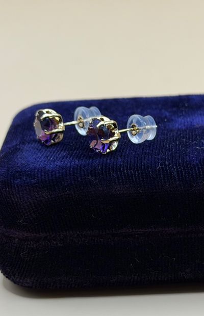 Paire de puces d'oreilles en or jaune 18...