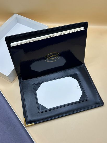 CARTIER 
Magnifique répertoire de bureau...