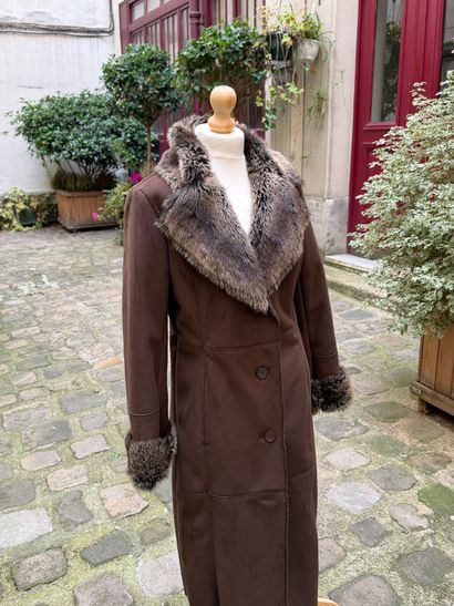 BALMAIN
Intemporel manteau effet 