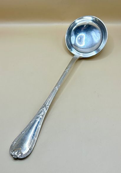 CHRISTOFLE 
Louche de service en métal argenté...