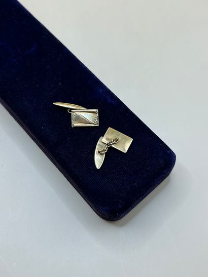 Boutons de manchettes en or jaune 14 carats...