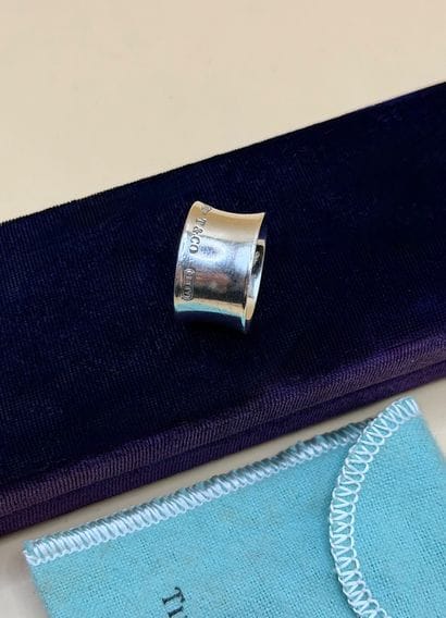TIFFANY & CO 
Bague jonc en argent (925/1000)....