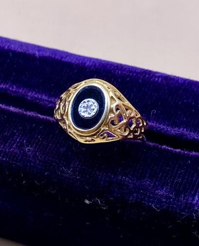 Bague dôme en or jaune 18 carats (750/1000)...