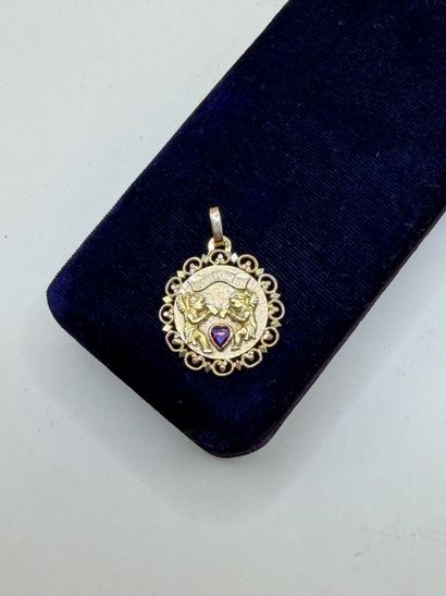 AUGIS, dans le goût de 
Médaille filigranée...