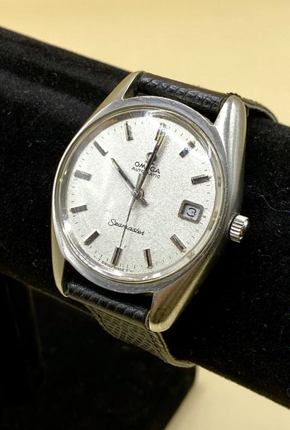 OMEGA 
Seamaster, vers 1971
Montre de ville...