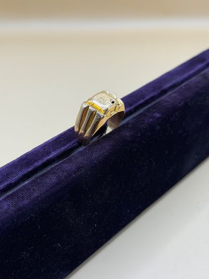 Chevalière en or jaune 18 carats (750/1000),...