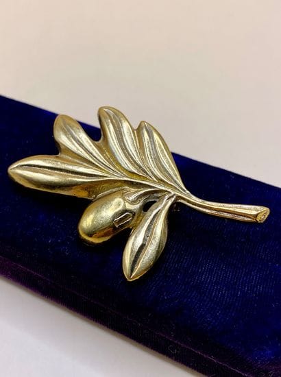 Broche 