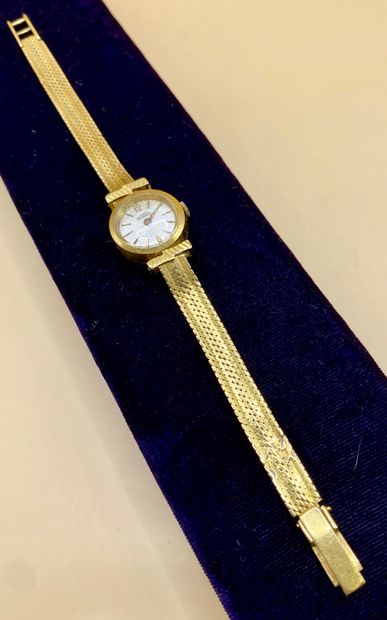 Ernest BOREL 
Montre de dame en or jaune...