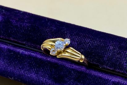 Bague en or jaune 18 carats (750/1000) sertie...