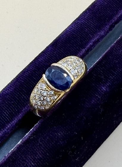 Bague jonc en or jaune 18 carats (750/1000)...