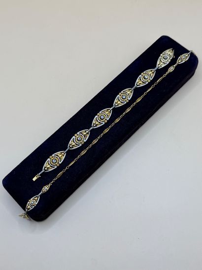Exceptionnel et ravissant collier transformable...