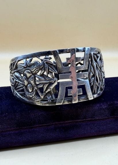 Bracelet manchette en argent (min. 800/1000)...