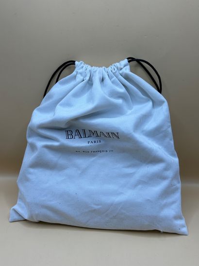 BALMAIN 
Sac à main modèle 