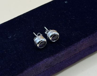 PIANEGONDA
Paire de puces d'oreilles en argent...