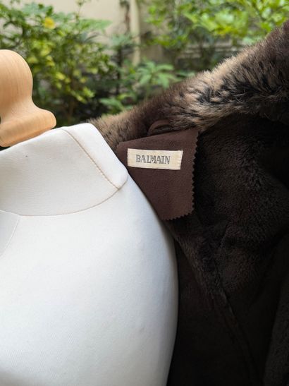 BALMAIN
Intemporel manteau effet 