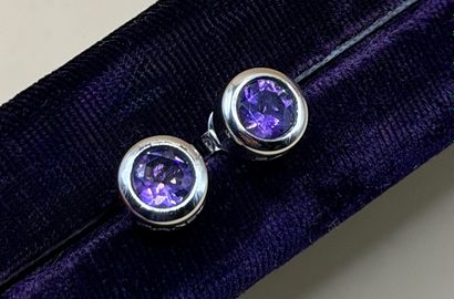 PIANEGONDA
Paire de puces d'oreilles en argent...