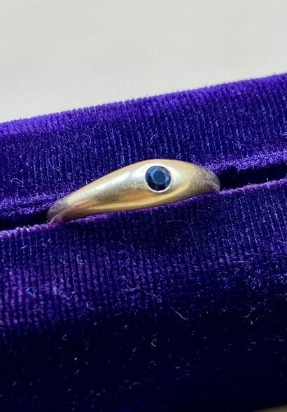 Bague jonc en or jaune 18 carats (750/1000)...