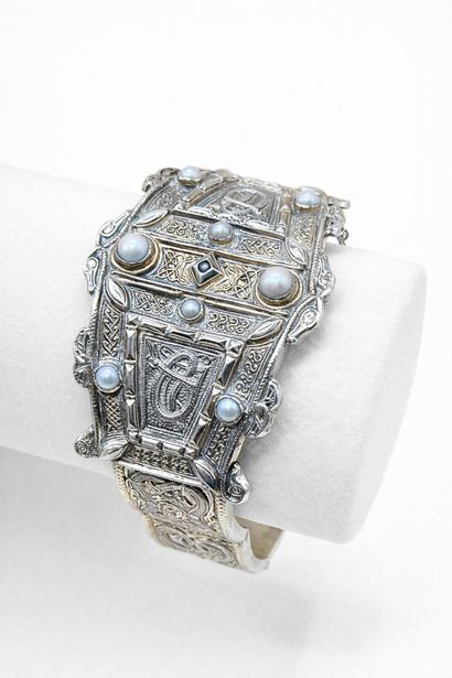 WATERHOUSE & CO
Silver and vermeil cuff bracelet...