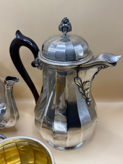 HENIN & Cie 
Silver tea and coffee set (950/1000)...