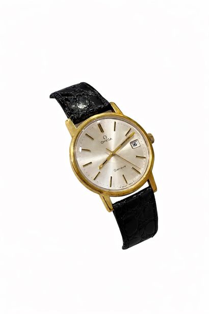 OMEGA
Geneva
Metal and gilt metal dress watch...