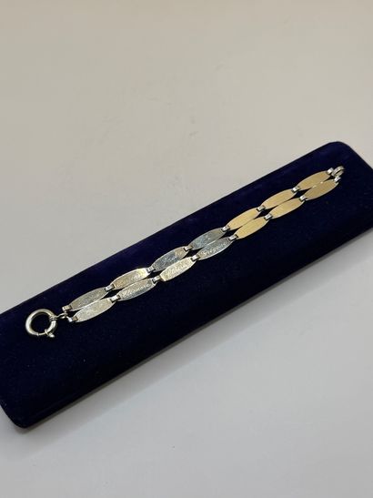Lovely two-row supple bracelet in 18K (750/1000)...