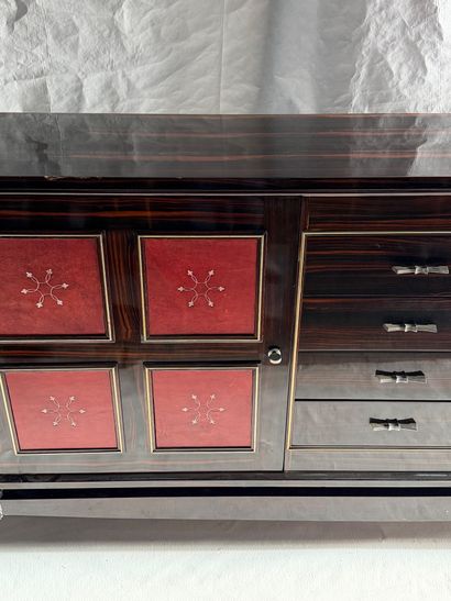 Jean PASCAUD (1903-1996), attribuée à 
Enfilade...