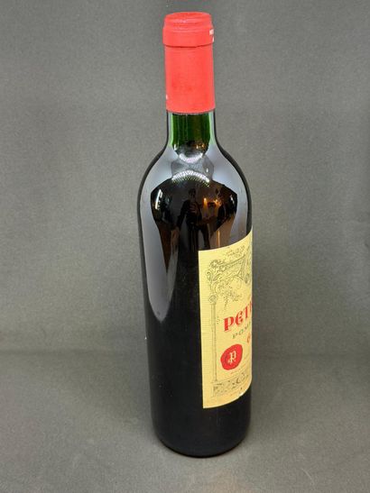 1 bottle Pomerol, Petrus, 1992. 

This lot...