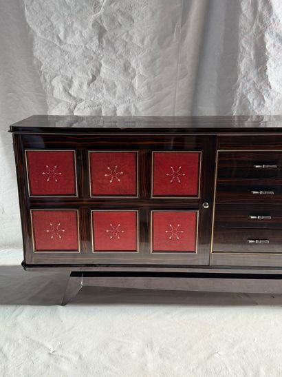 Jean PASCAUD (1903-1996), attribuée à 
Enfilade...