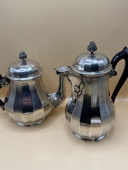 HENIN & Cie 
Silver tea and coffee set (950/1000)...