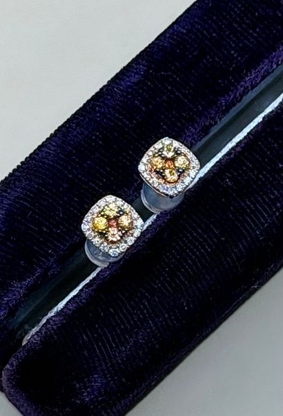Pair of 18K (750/1000) rose gold earrings...
