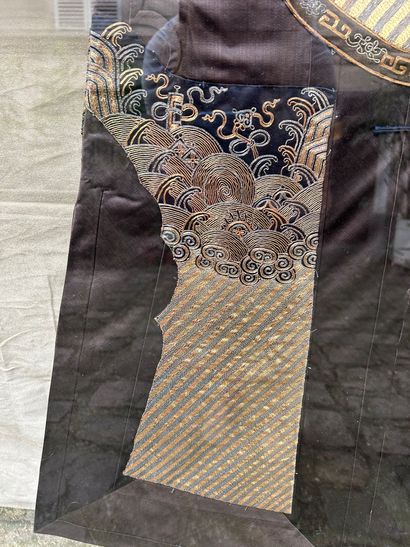 CHINE, fin de l’époque QING (1644-1911)
Veste...
