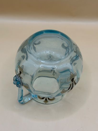 Émile GALLÉ (1846-1904) 
Vase à corps sphérique...