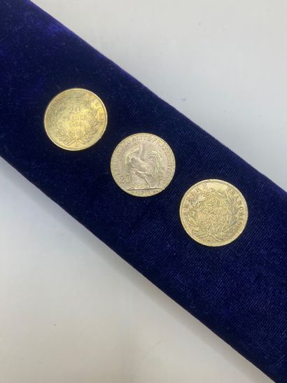 Suite of three 20 franc gold coins with rooster...