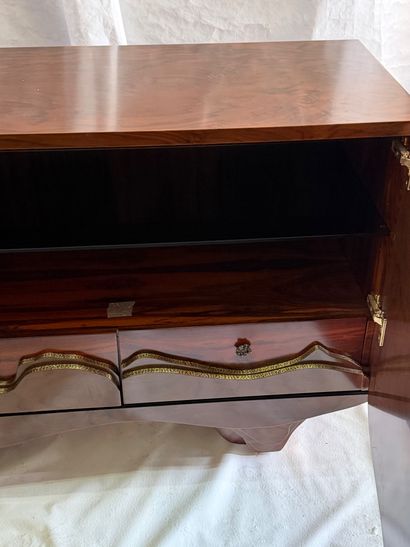 Création CONTEMPORAINE
Important buffet en...