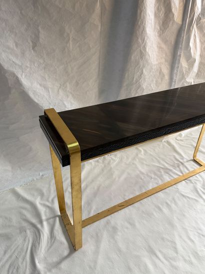 Création CONTEMPORAINE 
Elégante console...