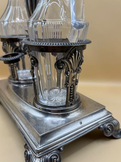 Oil and vinegar cruet in silver (950/1000)...
