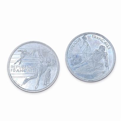 PARIS CURRENCY 
Lot including 2 pieces of...