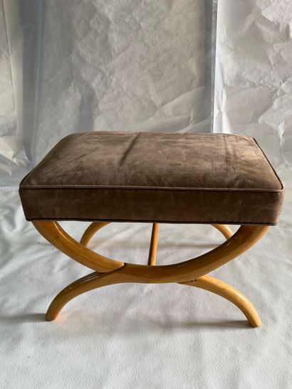 Travail FRANÇAIS
Tabouret curule en bois...