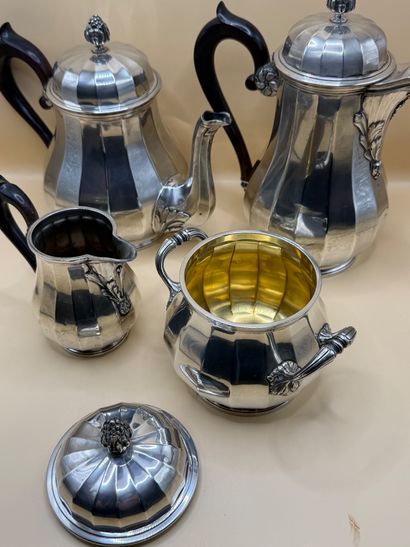 HENIN & Cie 
Silver tea and coffee set (950/1000)...