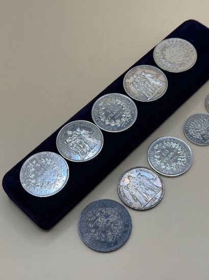 Silver coin set including : 
- 7 Hercules...
