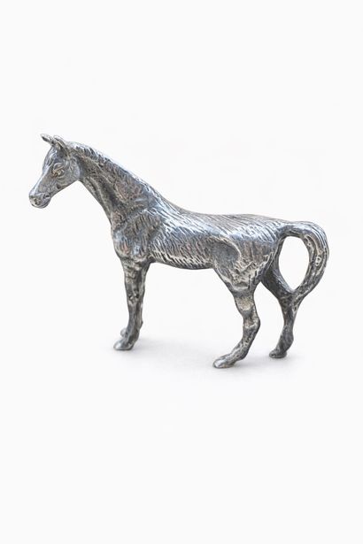 Horse in silver (950/1000). 
Minerve hallmark....