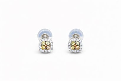 Pair of 18K (750/1000) rose gold earrings...