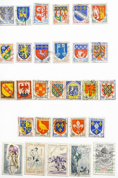 Large lot of stamps including : 

- A 35-page...