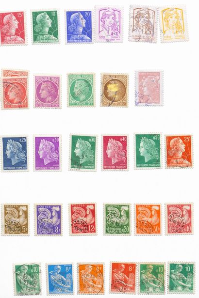Large lot of stamps including : 

- A 35-page...